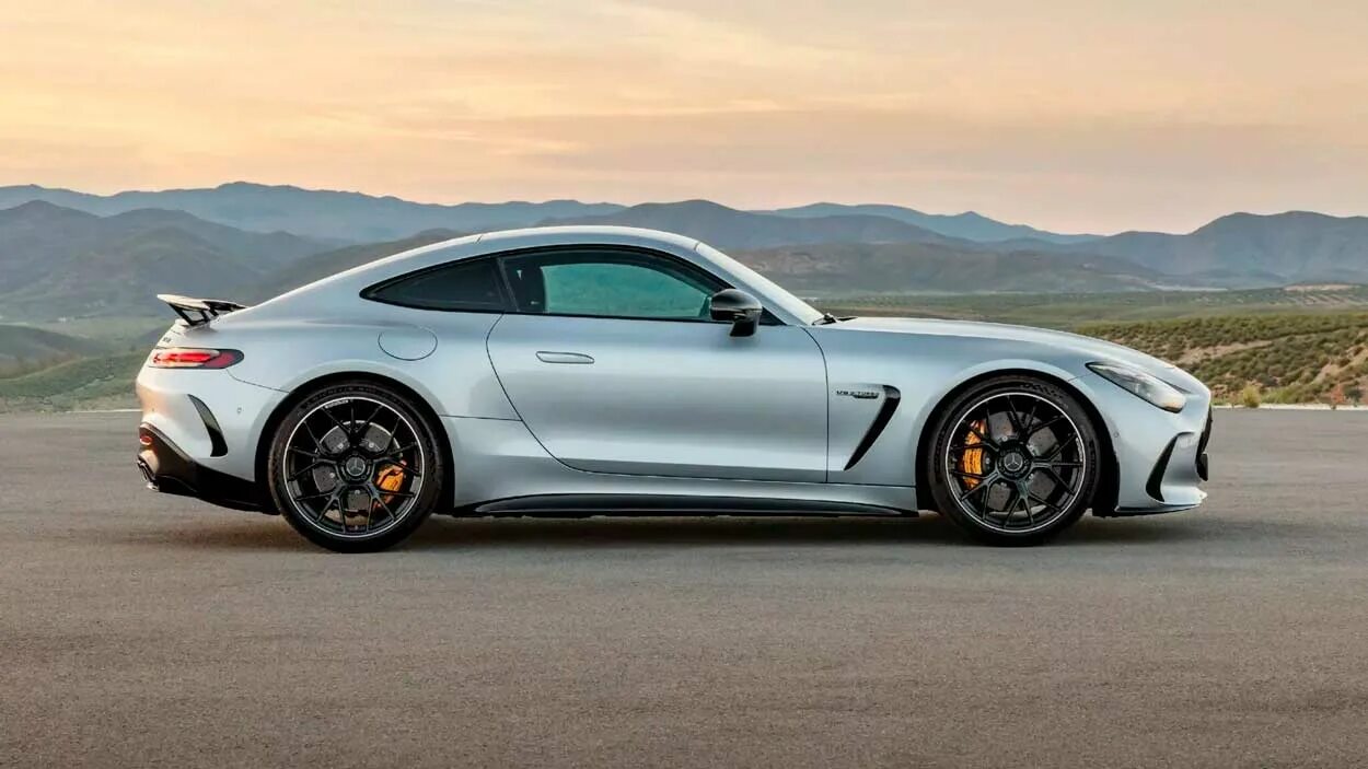 Mercedes coupe 2024. Mercedes AMG gt 63 Coupe. Mercedes AMG gt 2024. Mersedes AMG gt 2024. Mercedes gt Coupe 2024.