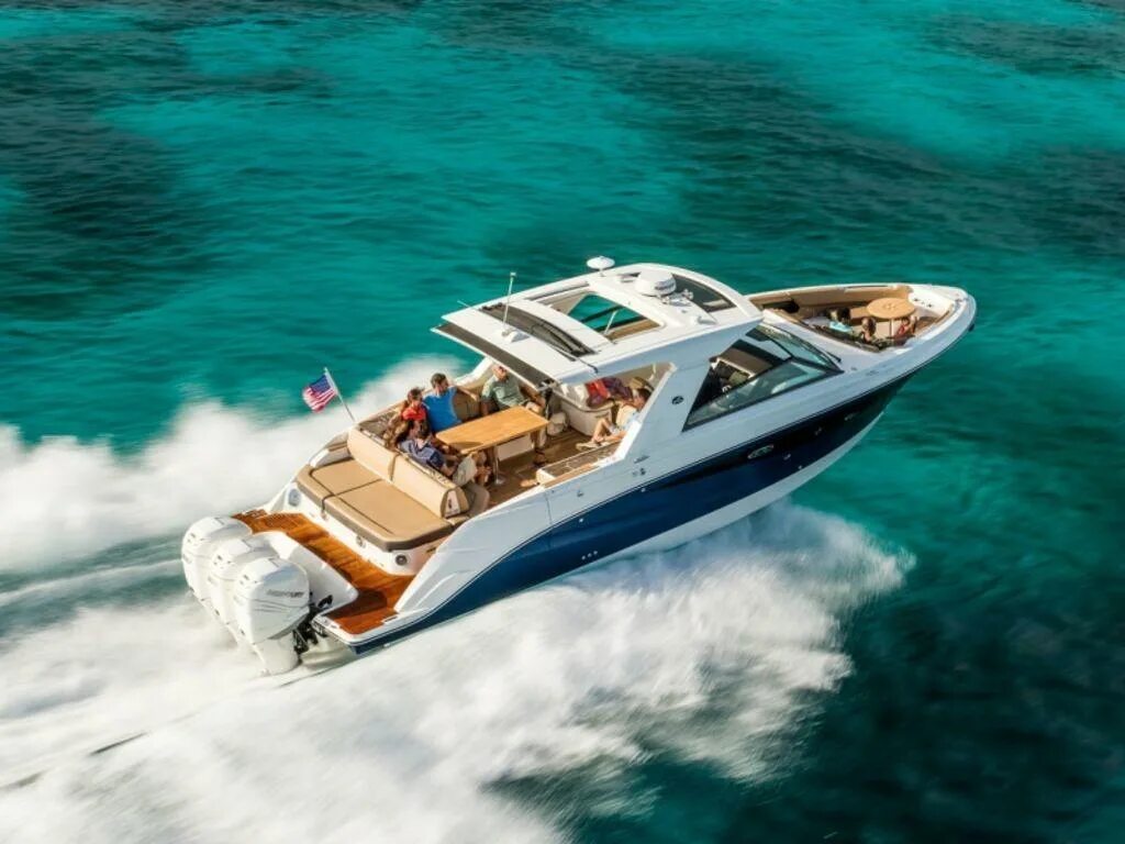Лодка sea doo. Manta гидроцикл. Лодочный мотор меркурий 600. Sea ray 400 slx. Sea 400 катер.