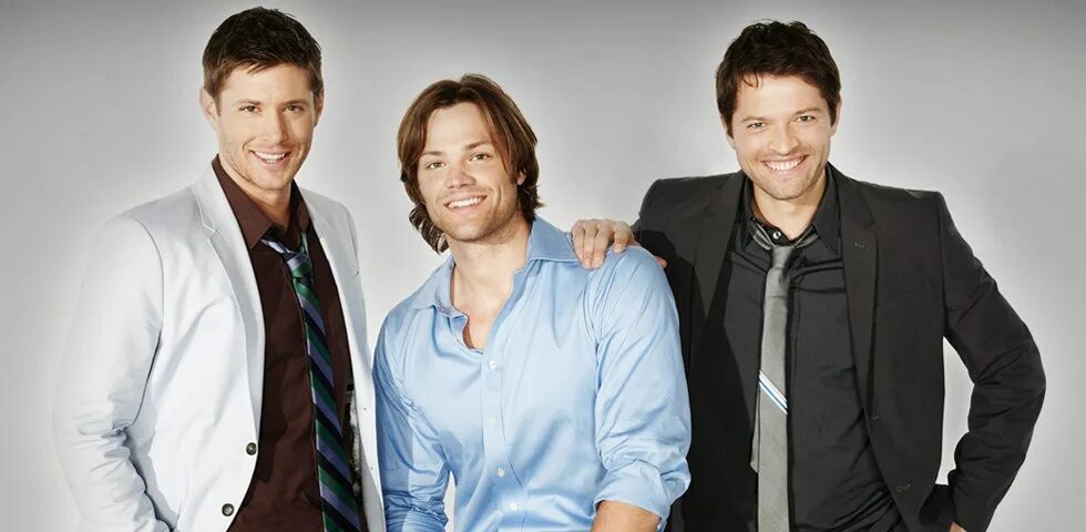 Сем пара для мужчины. Сэм клафлин 2023. Сэм в костюме. Сем пара для мужчины. Сем пара для мужчины.