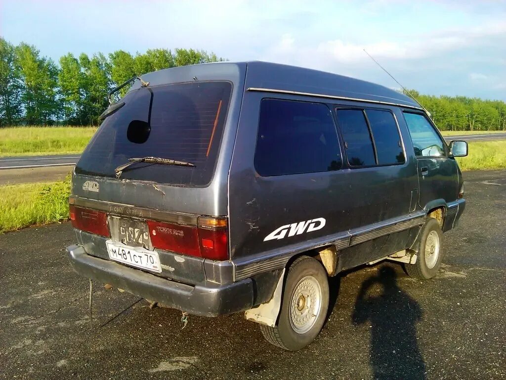 Toyota Town Ace 1990. Тойота Town Ace 1990. Тойота даунайч 1990. Toyota Town Ace 1990 салон. Таун айс отзывы