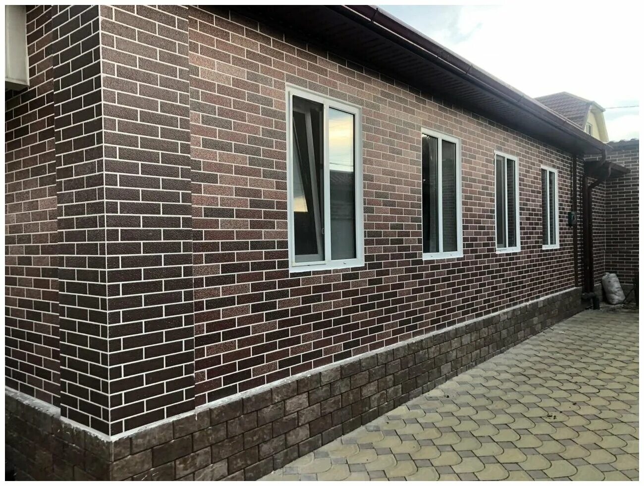 Амк фасадная система под камень. Фасадная система амк клинкер. Амк панели для фасада. Амк клинкер фасадная. Фасады амк под кирпич.