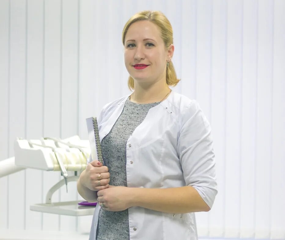 стоматология ульяновск ул. Doctor 32. стоматология 32 врачи. стомалюкс галина владимировна. ульяновск стоматология на аблукова.