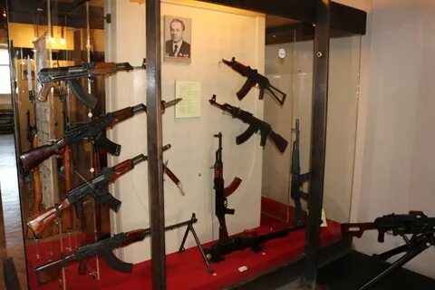 Сколько оружейников