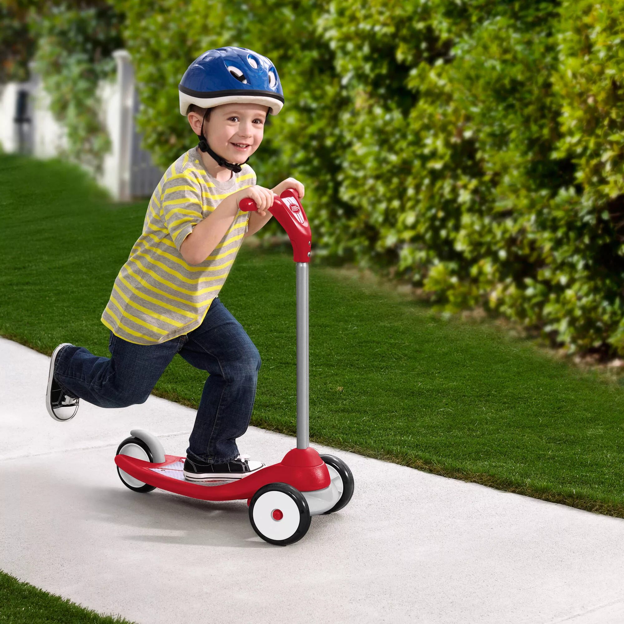 С какого возраста самокат ребенку. Самокат детский Scooter gt3621. Самокат Radio Flyer. Райд скутерс. Самокат Scooter and Ride.