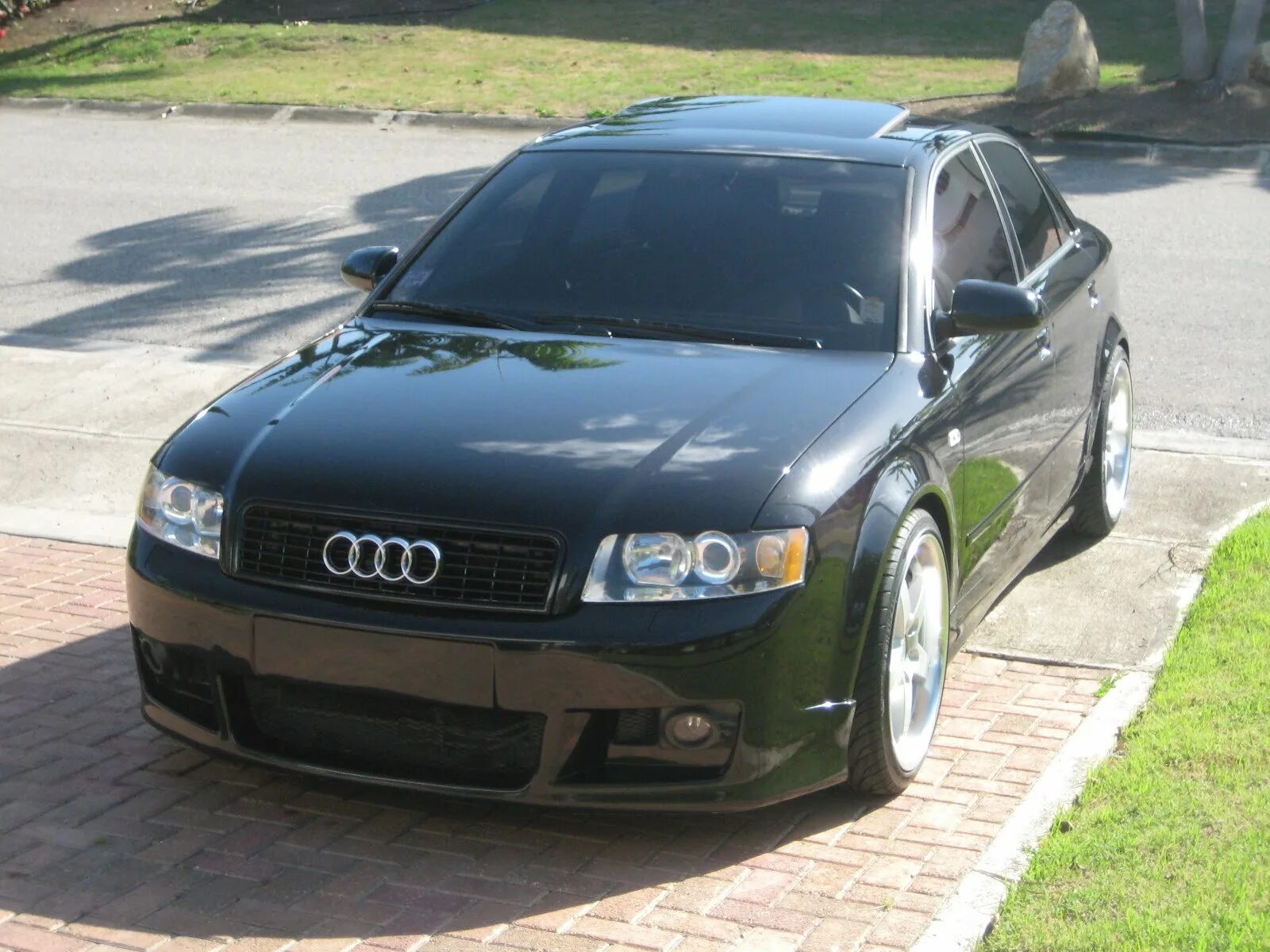 Audi a4 b6 2003. Audi a4 2003 specs. Ауди 2003 а4 2.4. Ауди а4 б6 кватро.