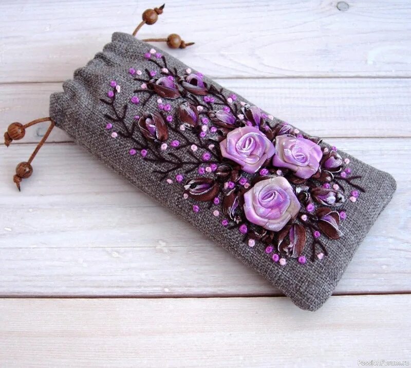 Оригинальные футляры для очков. Shein очечник. Wildberries очечник. Очечник из ткани. Очечник из кожи с вышивкой.