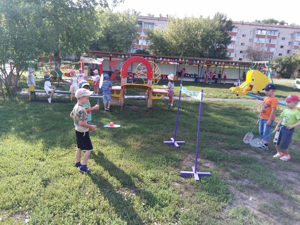 Родники вичуга. Летние забавы на даче. Таганрог летние развлечения. Родник ветеран Чесноковка. Автомат 1062 летние забавы.