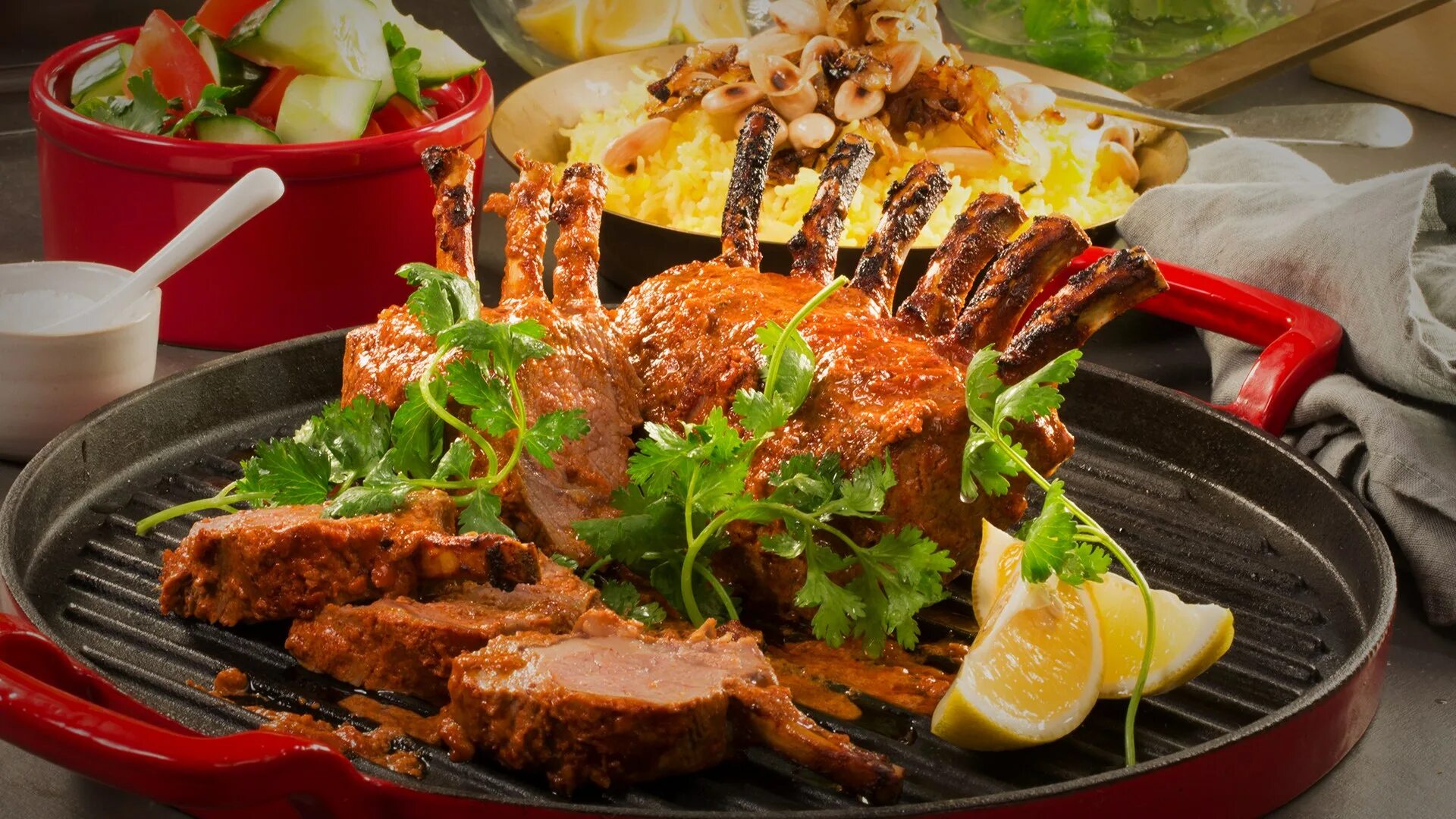 Кебаб тандыр кабоб. Кебаб тандыр кабоб. Тандир кабоб узбекистан. Тандыр кабоб узбекский. Узбекский кебаб тандыр кабоб.