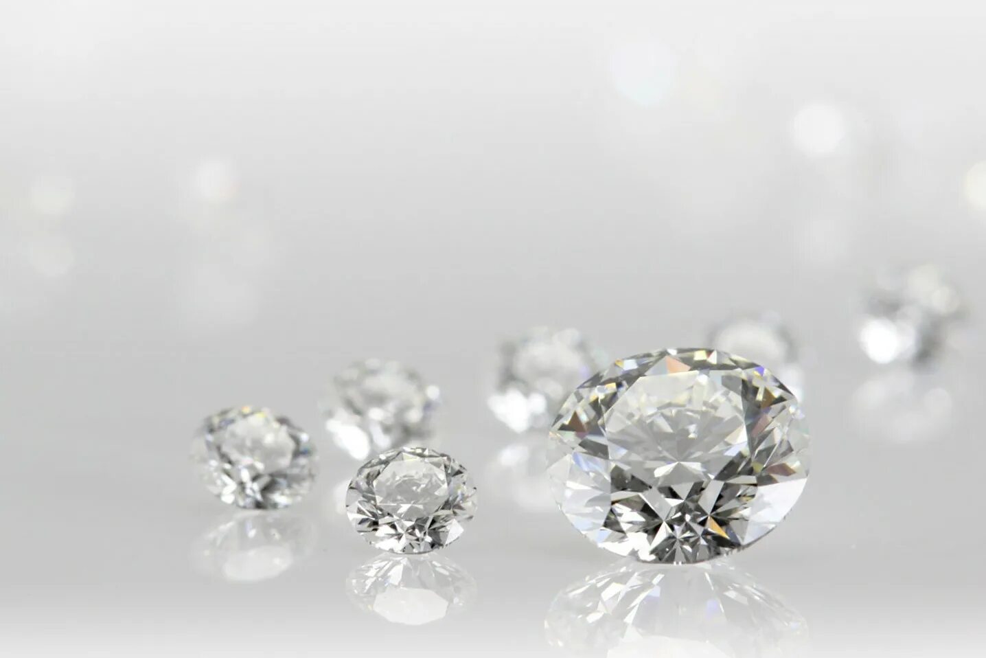 Бриллианты hpht first class diamonds. Красивые бриллианты. Блеск бриллианта.