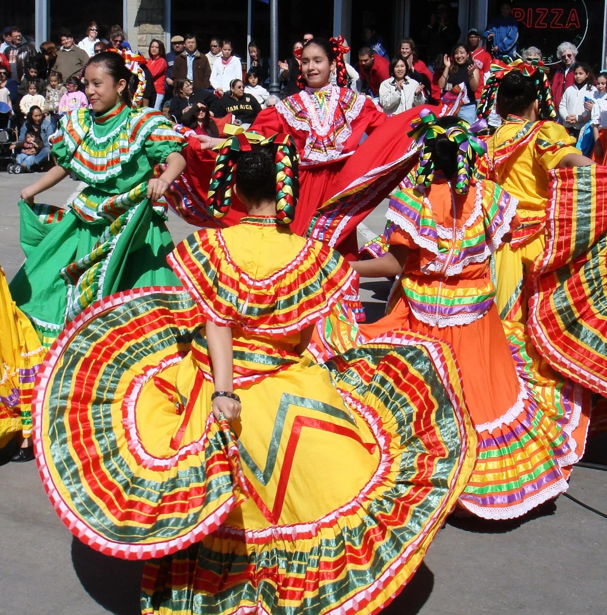 Мексиканская музыка слушать. Синко де Майо. (Cinco de Mayo) - Мексика.. Синко де Майо праздник в Мексике. Мексиканские Синко де Майо искусство.