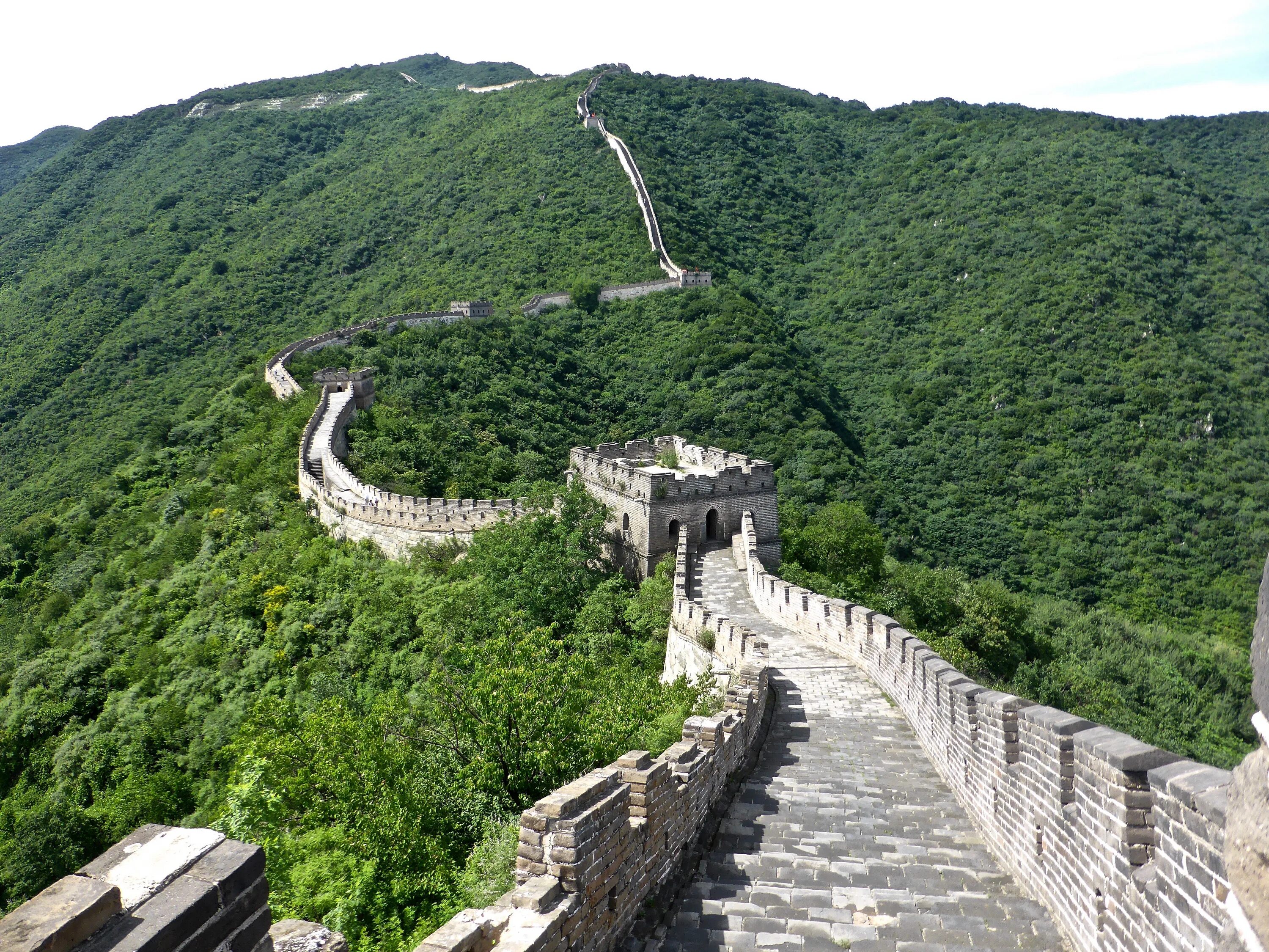 Китайская стена находится. 7 Чудес света Великая китайская стена. Семь чудес света китайская стена. Китай Пекин Великая китайская стена. Великая китайская стена. 4—3 ВВ. До н. э..