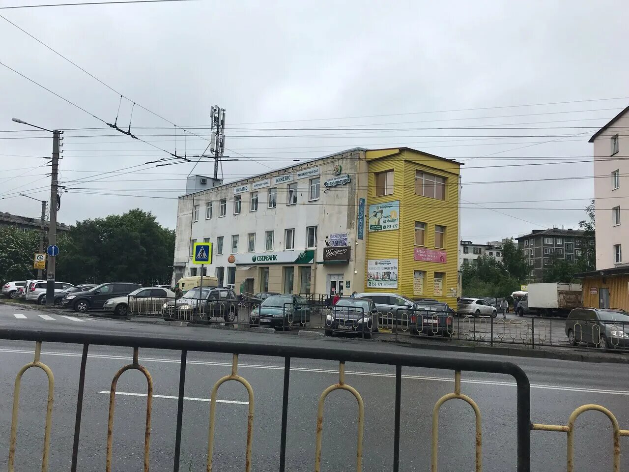 Сдэк героев североморцев 33а. Проспект героев североморцев 45 мурманск. героев североморцев 62 мурманск. мурманск, проспект героев-североморцев, 45 на карте. сбербанк просп. героев-североморцев, 62 фото.