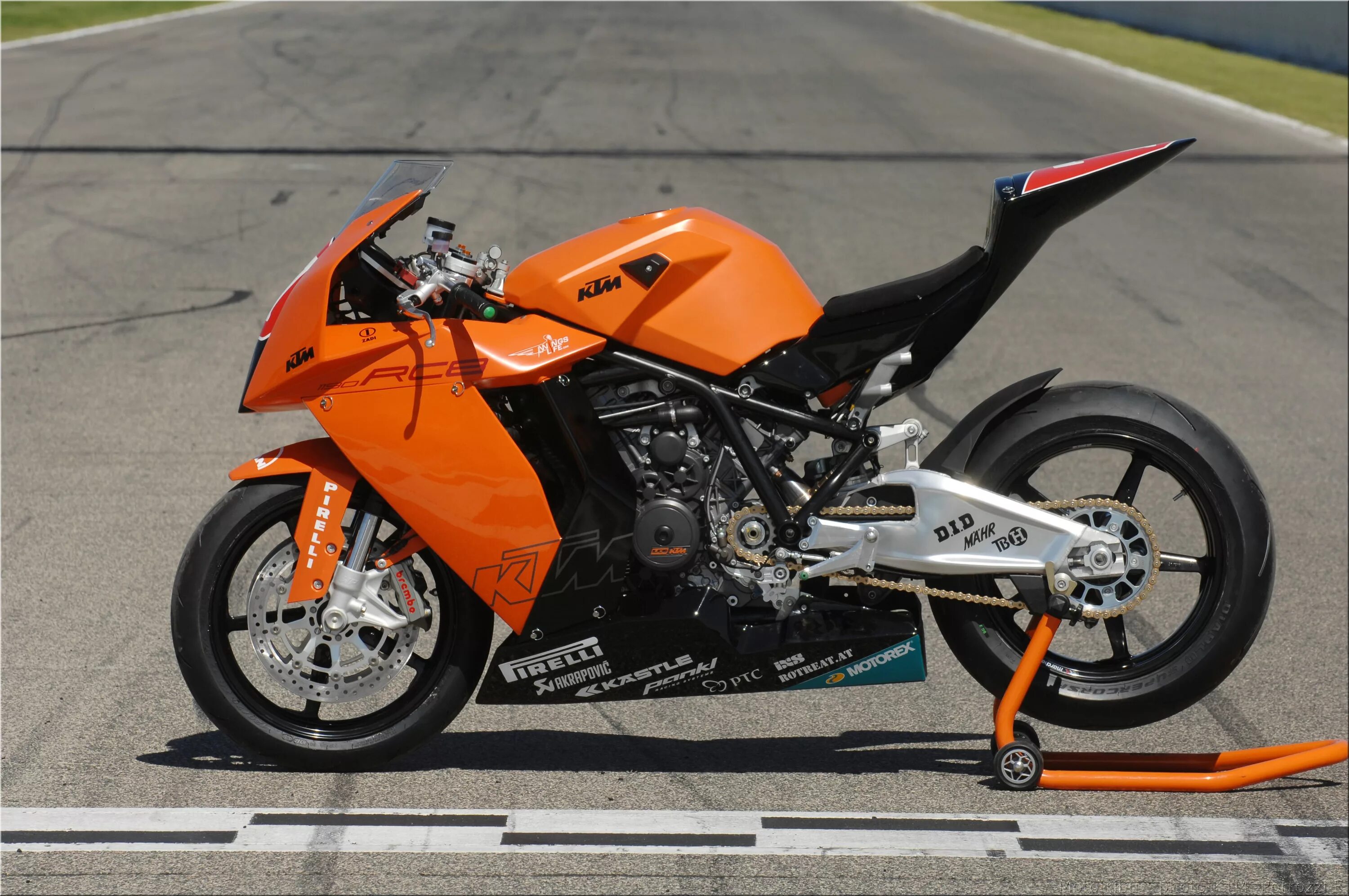 Ктмы. KTM 1190 rc8. Мотоцикл КТМ 1000. KTM rc8. Спортбайк KTM 1190 rc8.