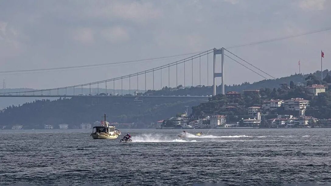 Пролив босфор океан. Пролив Босфор и Дарданеллы. Пролив Босфор (İstanbul Boğazi). Турция пролив Босфор и Дарданеллы. Мост Турция Дарданеллы.