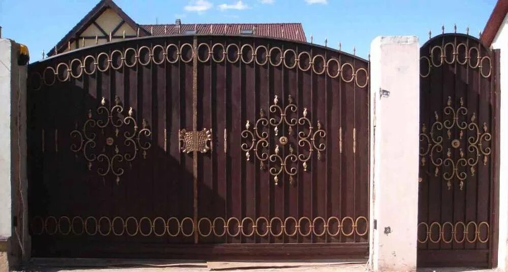 Ворота металлические. Красивые ворота. Кованые ворота легкие. Узоры на ворота. Купить ворота омске