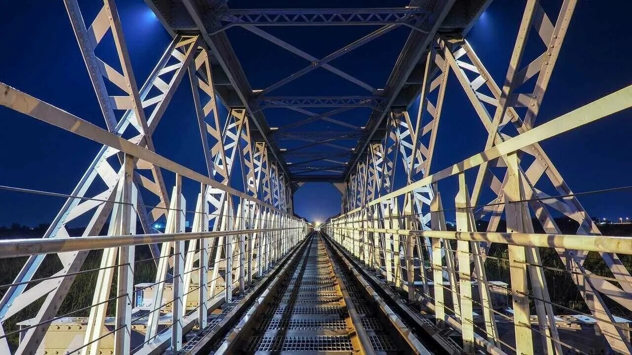 Железная дорога металл. Металлические конструкции мостов. Металлическая ферма моста. Мост металлоконструкции. Железнодорожный металлический мост.