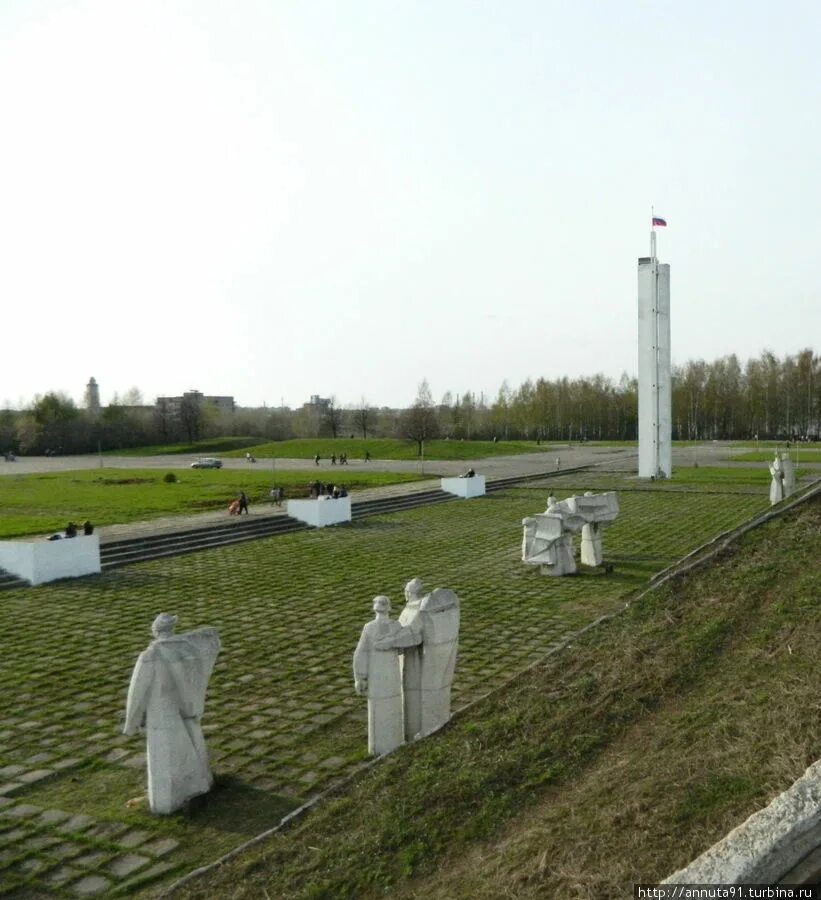 Тренажеры у мемориала киров. Дворец пионеров киров скульптуры. Сайт мемориала киров. Дворец пионеров киров скульптуры. Сайт мемориала киров.