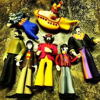 Yellow submarine