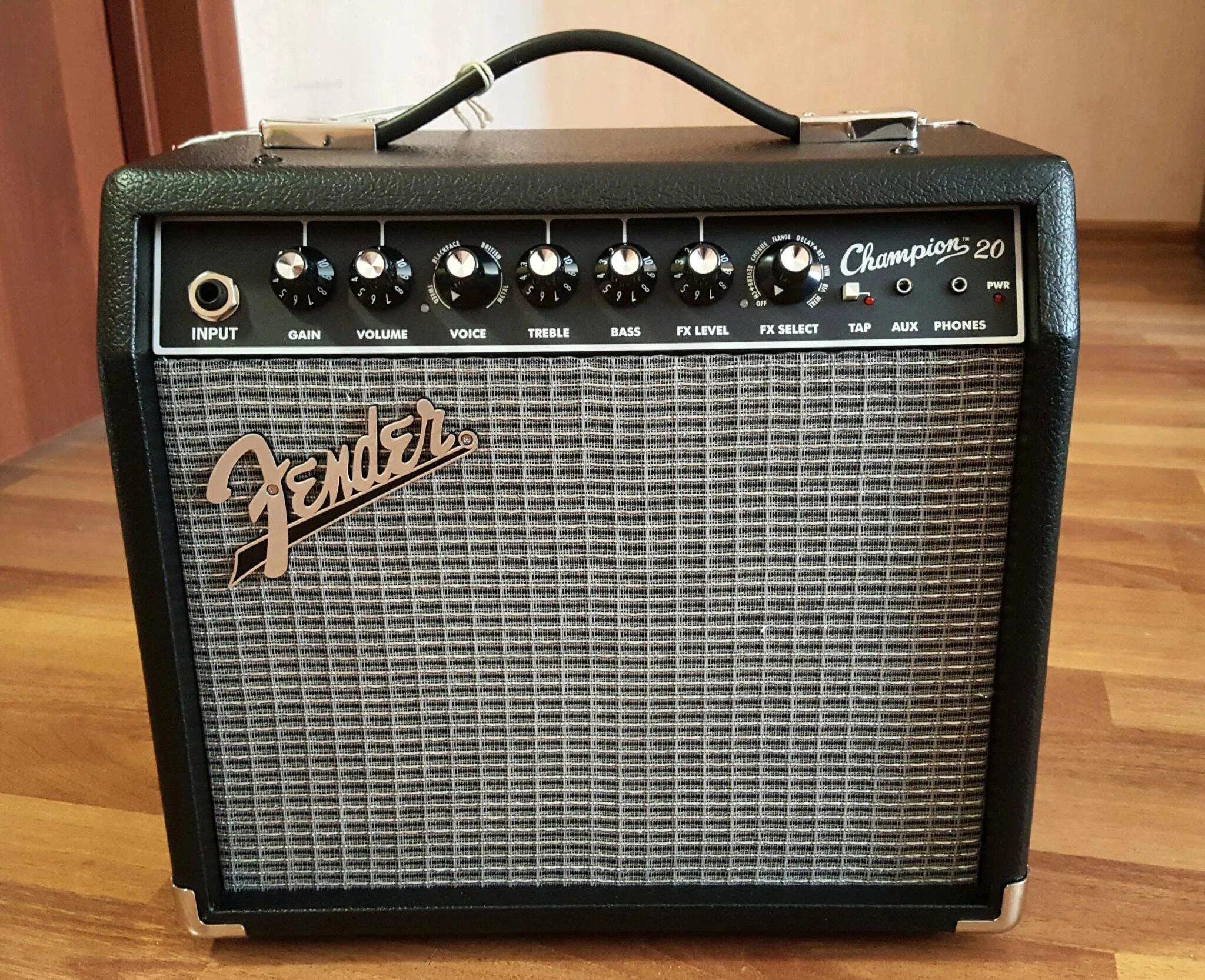Комбоусилитель fender champion. Комбоусилитель fender 20. Комбоусилитель fender champion. Fender champion 40. Комбик fender champion 20.