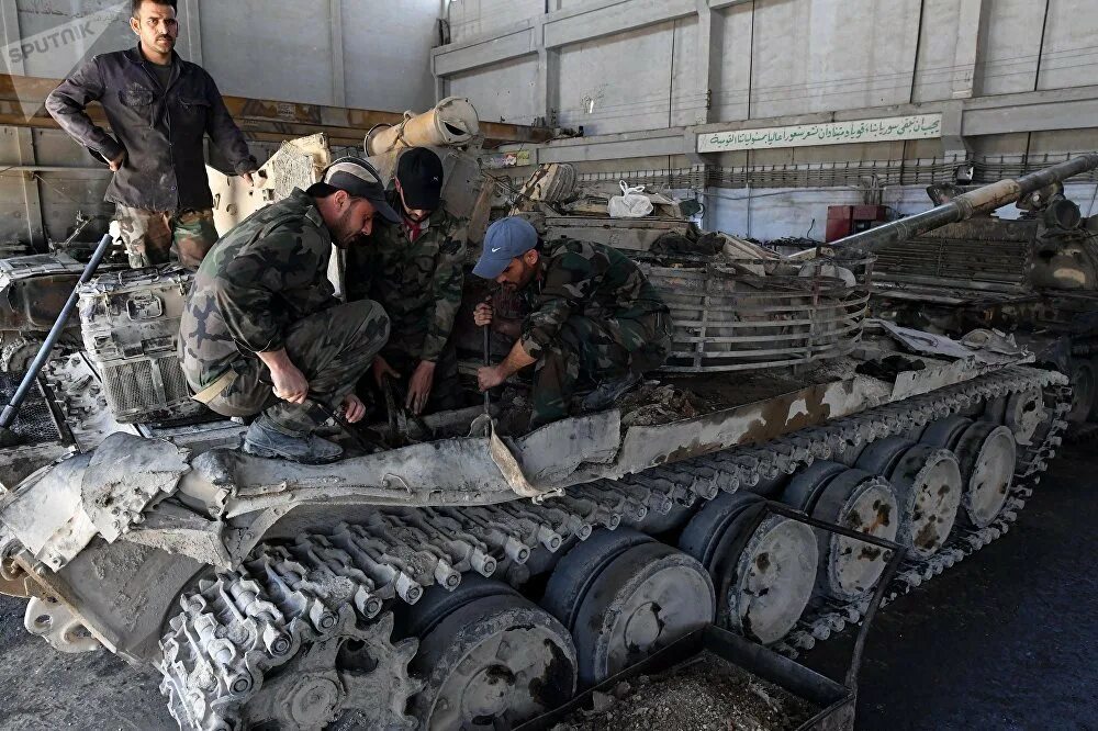 Работать разбор. Т-72 В Сирии. Сирийский т 72. Сирийский танкоремонтный завод. Брэм т 72.