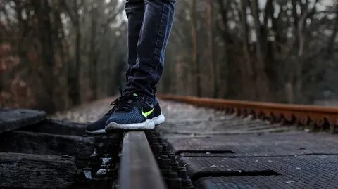 E walk