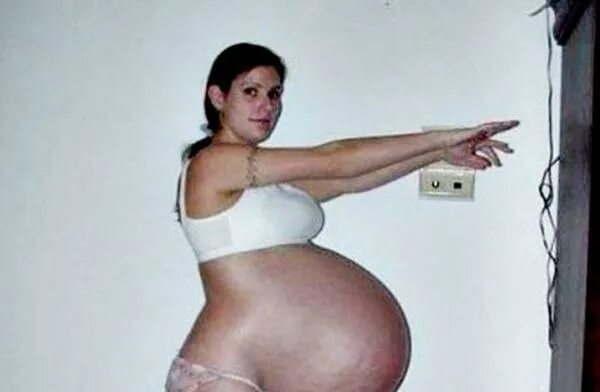 прегнант дизабелли биг белли. огромные животы беременных. прегнант аматуре биг белли. огромные животы беременных. Big pregnant video.