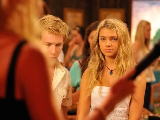 Аш 2 плюс 2. Аш 2 плюс 2. Рикки чедвик н2о. Индиана эванс h2o. Индиана эванс и кариба хейн.