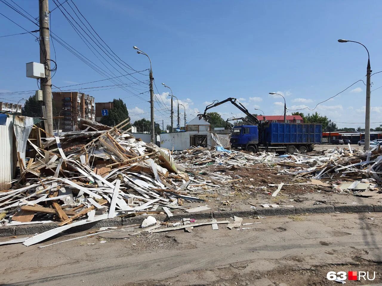 Кировский рынок самара 90е. Снос кировский. Рынок фото. Кировский рынок самара сносят. Кировский рынок самара сносят.