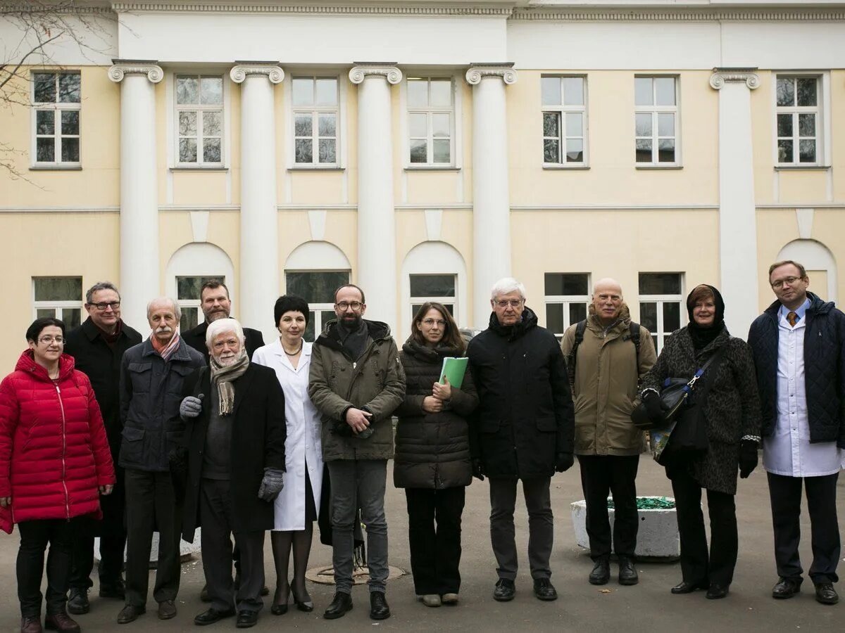 Центр соловьёва на Шаболовке. НПЦ психоневрологии им Соловьева. Клиника невроза имени Соловьева Шаболовке. НПЦ Соловьева Пантелеевская.