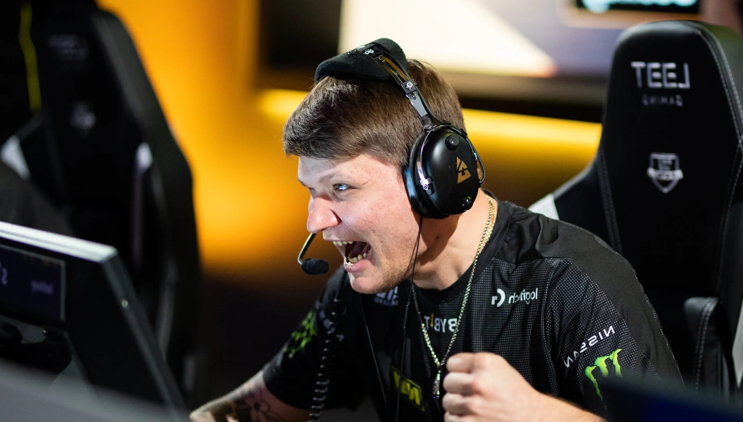 Пробуждение нави. Киберспорт navi s1mple. симпл нави 2025. симпл киберспортсмен.