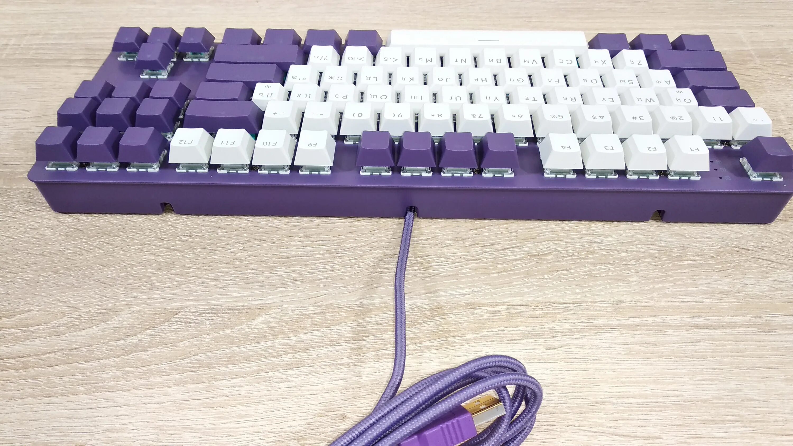 Red square keyrox tkl g3ms. Red square keyrox tkl g3ms