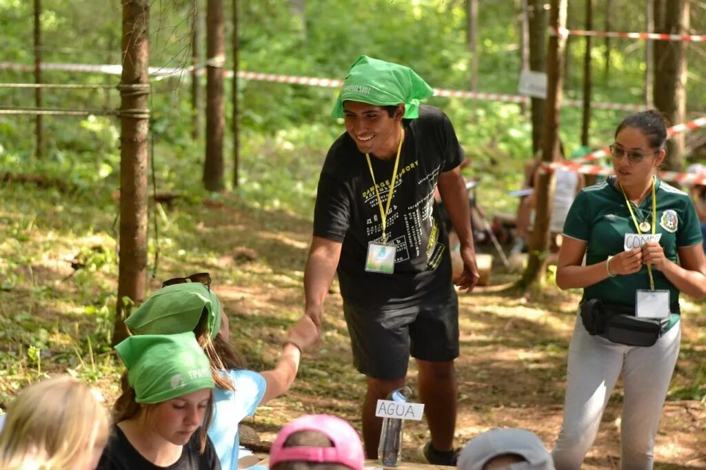 Сфера волонтерство. Картинки сообщество единой судьбы человечества. Интернет волонтерство. Волонтёрская программа объединённых наций. Рамка волонтерство.