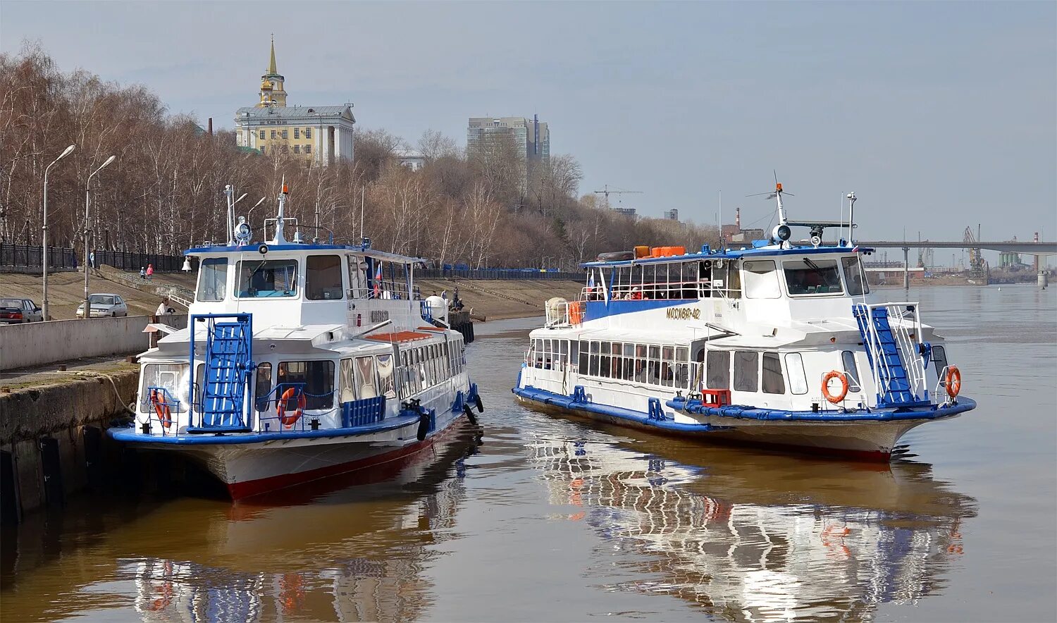 Москва 42 теплоход Пермь. Теплоход Москва 210. Теплоход Алмаз Пермь. Теплоход Речной трамвайчик.