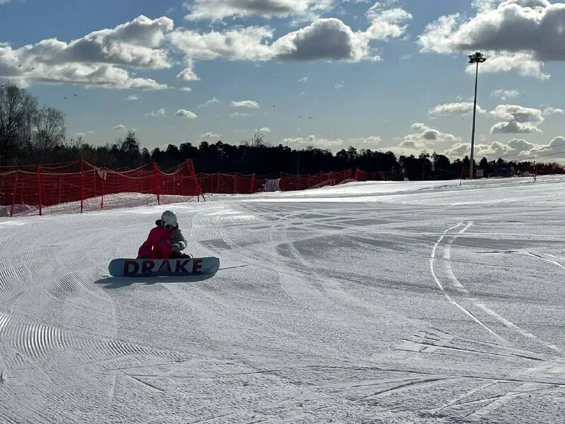лисья гора горнолыжный комплекс камеры. ведьма с лисьей горы. лисья гора сноупарк. лисья гора в балашихе. лисья гора горнолыжный комплекс камеры.