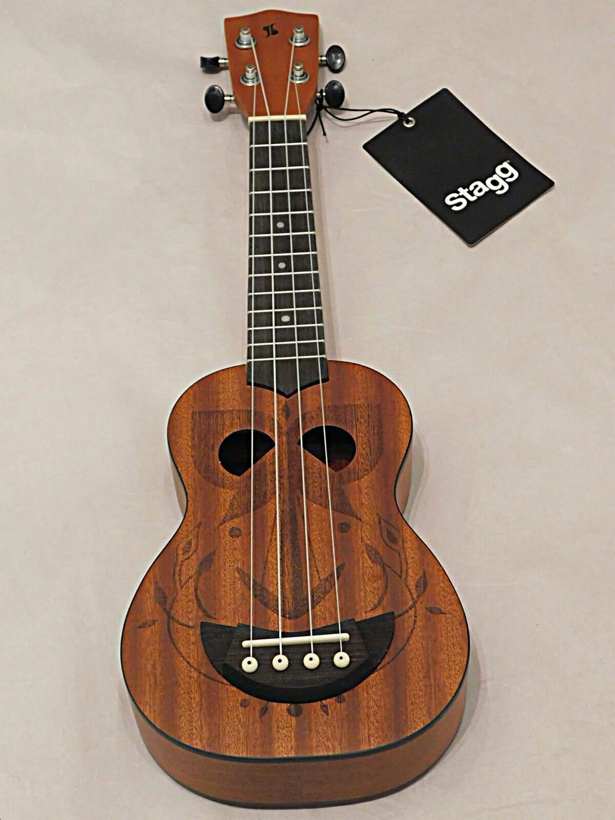 Укулеле santini. Укулеле сопрано terris. Укулеле сопрано ramis rs-01. ?takamine gc1-nat. Martin romas mr-21 bk.