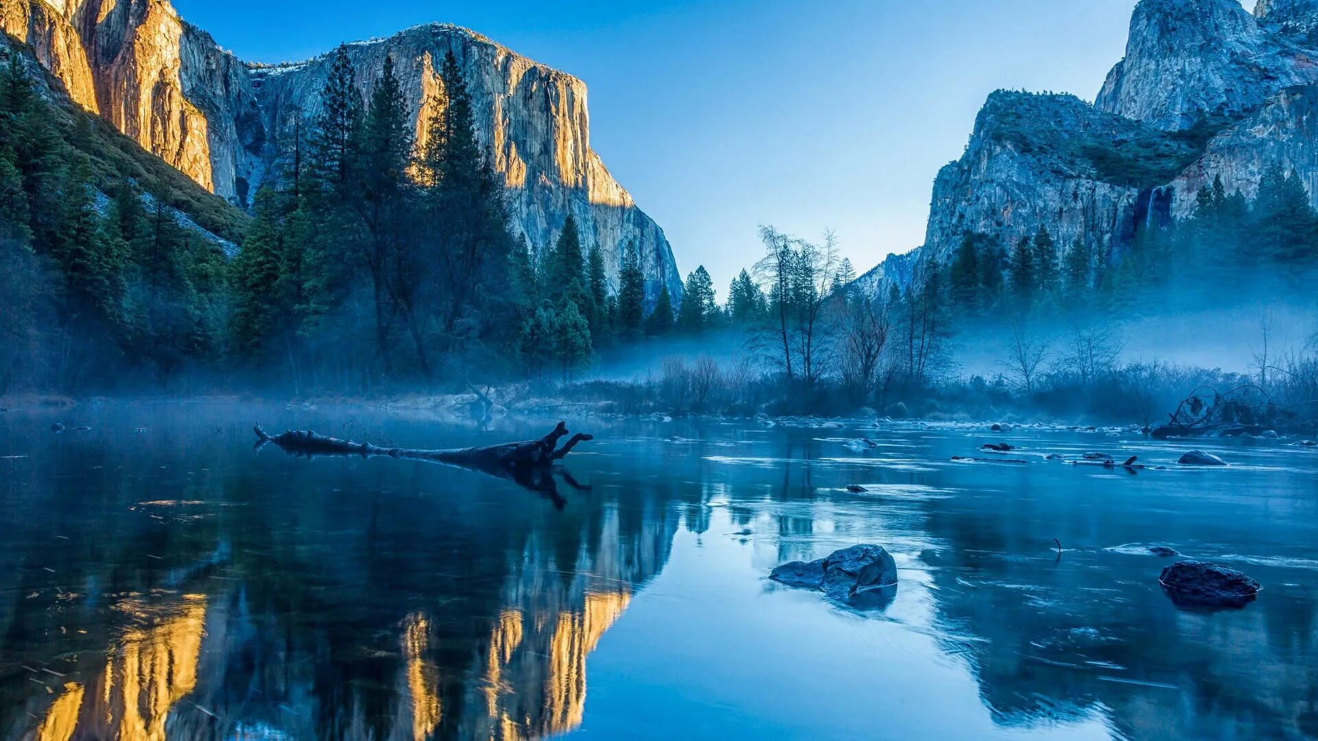 Горы озеро Yosemite National Park. Красивый пейзаж. Крутые пейзажи. Красивая природа на рабочий стол.