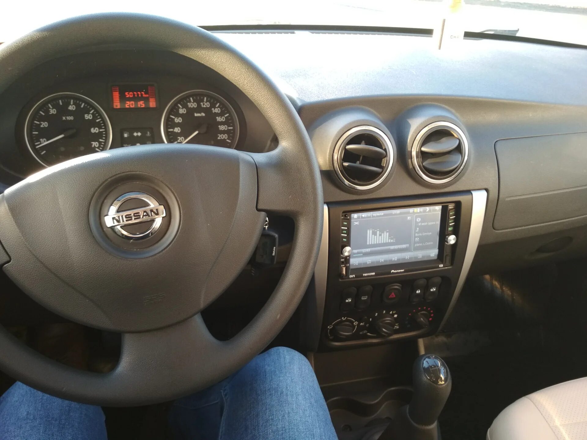 Штатная автомагнитола nissan almera g15. Nissan almera g15 магнитола. Штатная магнитола ниссан альмера g15. Магнитола андроид на ниссан альмера g15. Магнитола 2дин для nissan almera g15.
