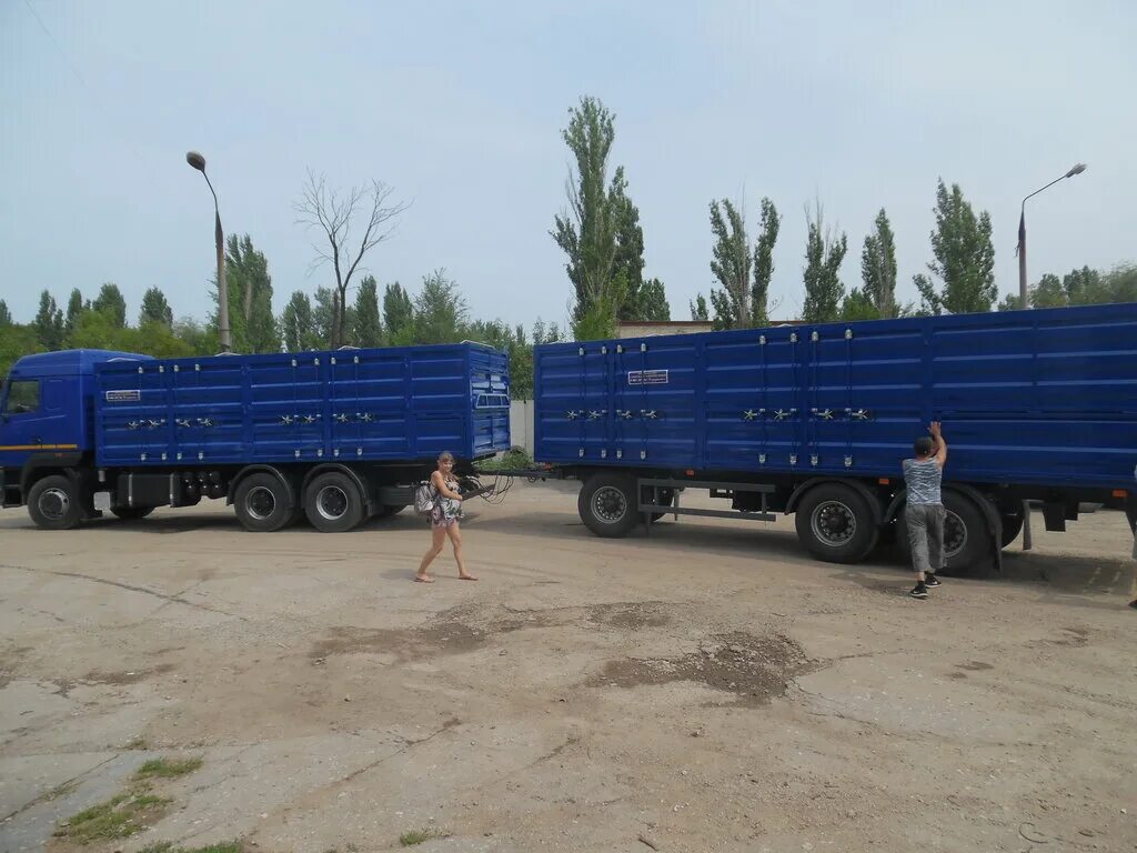 грузы для зерновозов свежие объявления. прицеп 3 осный зерновоз титан. полуприцеп зерновоз самодельный. маз ман зерновоз. зерновоз риат 924941.