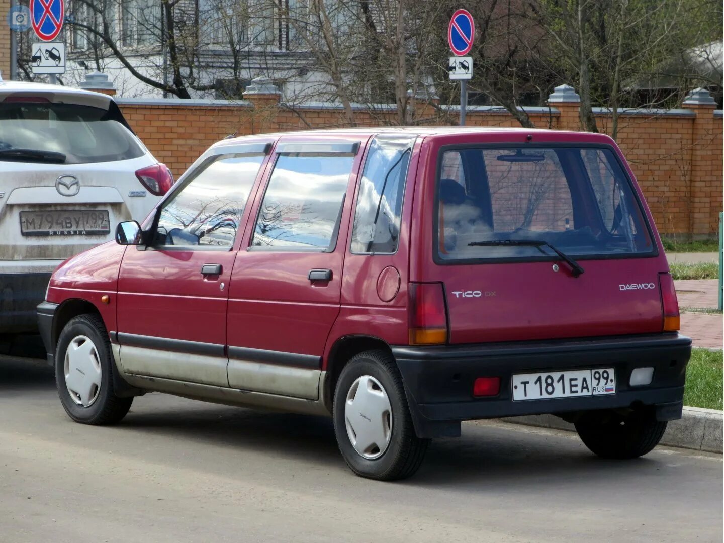 Uz daewoo tico. Tiko uz daewoo. Дэу тико. Машина daewoo tico. Дэу тико 2001.