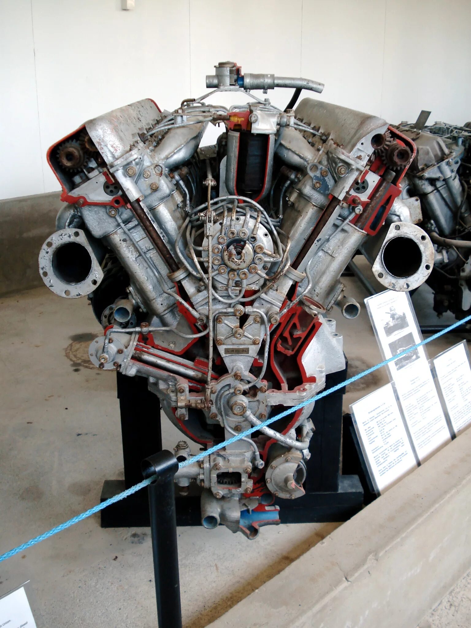 Engine v 2