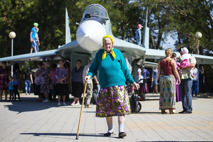 Погода краснодарский край станица бриньковская. Станица бриньковская краснодарский край. памятники бахчиванджи в станице бриньковская. парк бахчиванджи в бриньковской. приморско ахтарск бриньковская.
