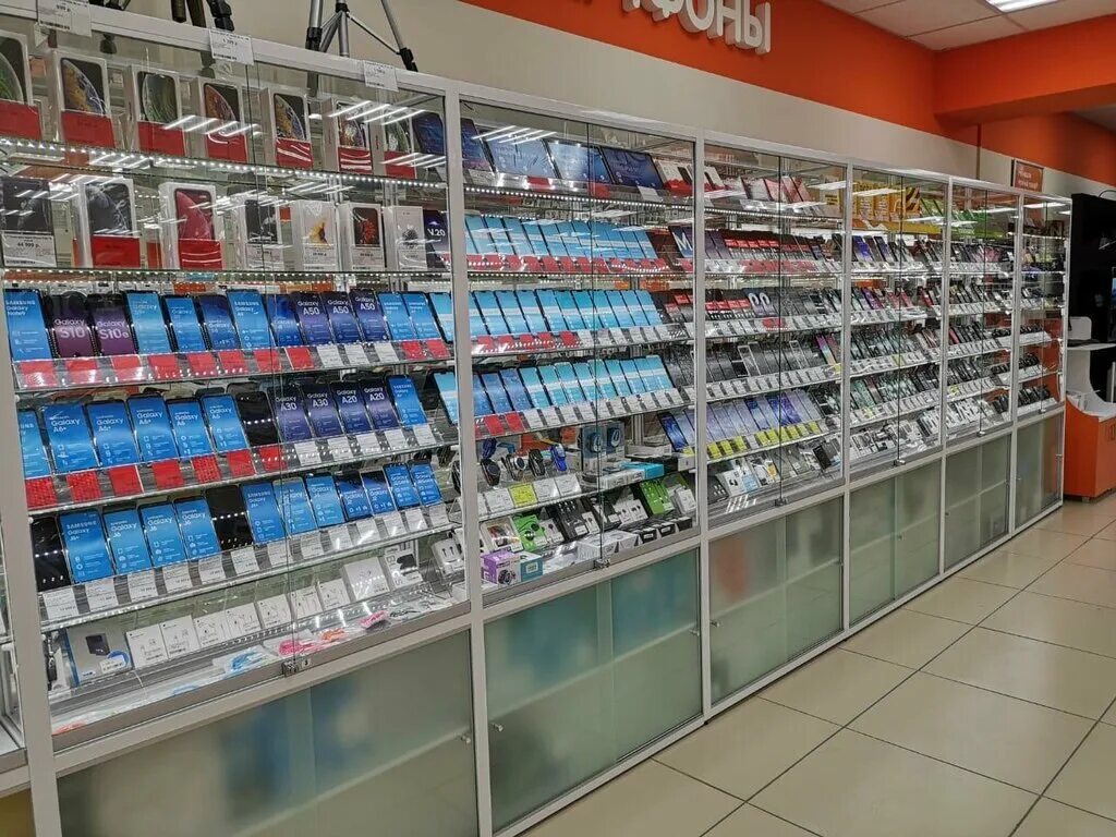 Днс карпинск. Кувандык круглосуточный магазин. Кувандык магазин хозяин. Днс кувандык. Днс кувандык каталог товаров.