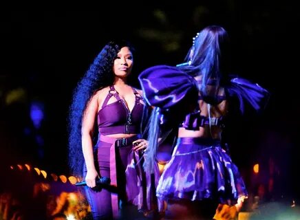 Grande nicki minaj