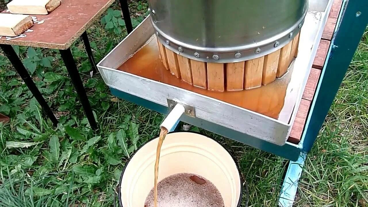 Как сделать яблоко соковыжималку