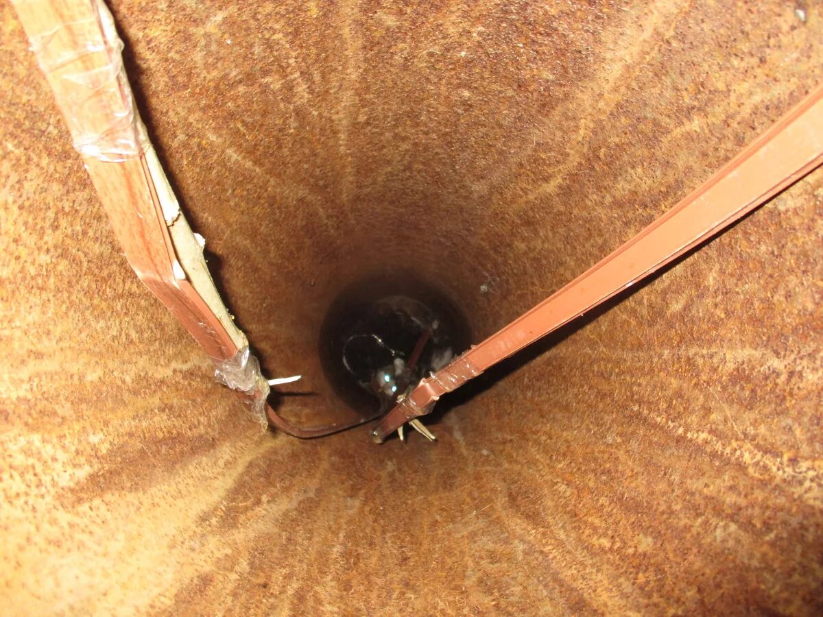 Достать предметы из щелей. Кольцо для унитаза. Захват гибкий цанговый. Как достать упавшую вещь. Как достать предмет упавший.