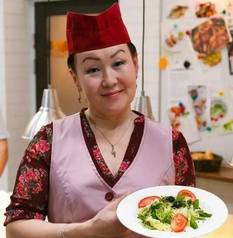 Жаныл асанбекова айнура. Айнура туда. Айнура кембирова но ты ушёл туда где небеса. Айнура. Айнура кембирова фото.
