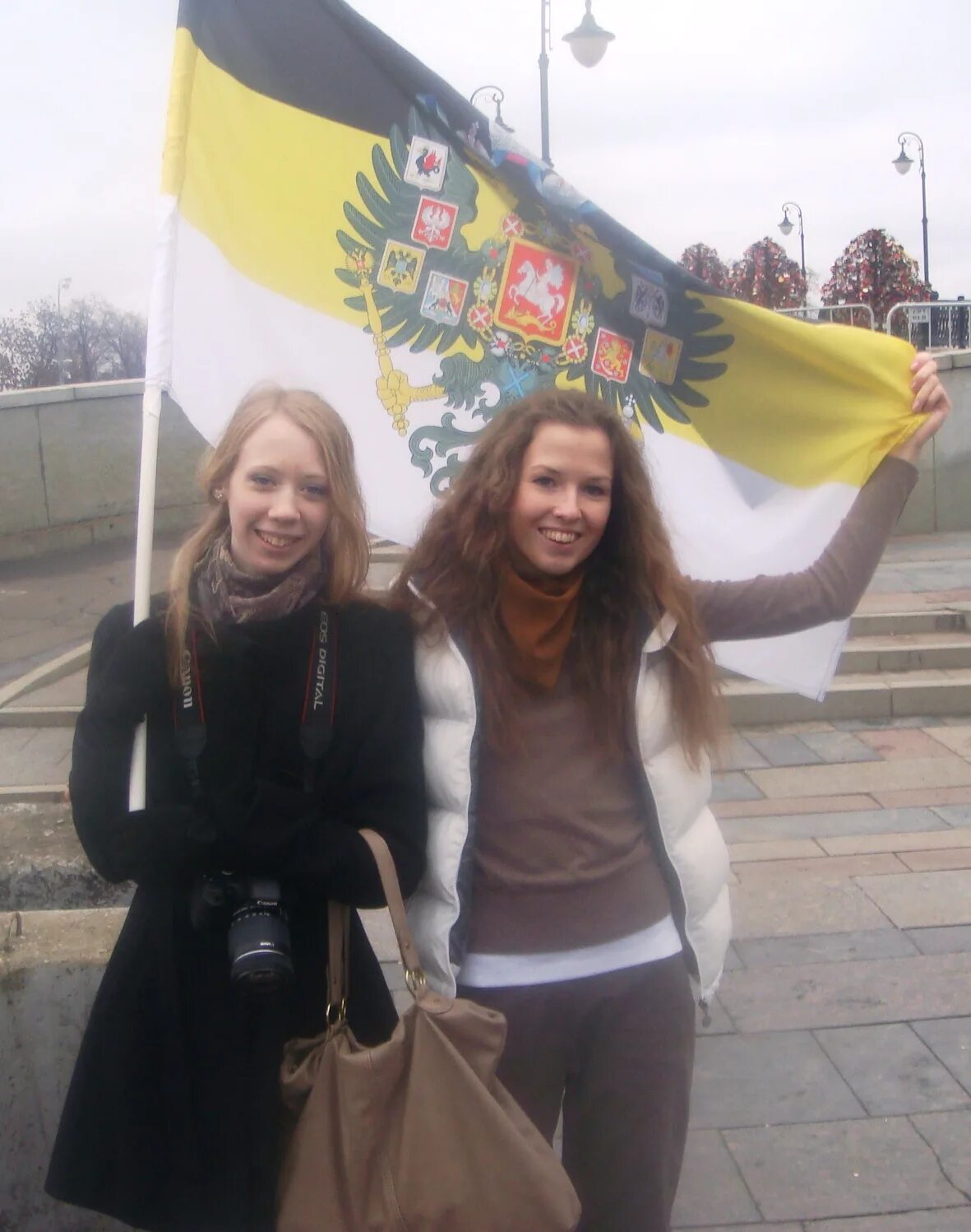 экстремистские лозунги. день националиста. русские националисты. марши националистов в польше. форма русских националистов.