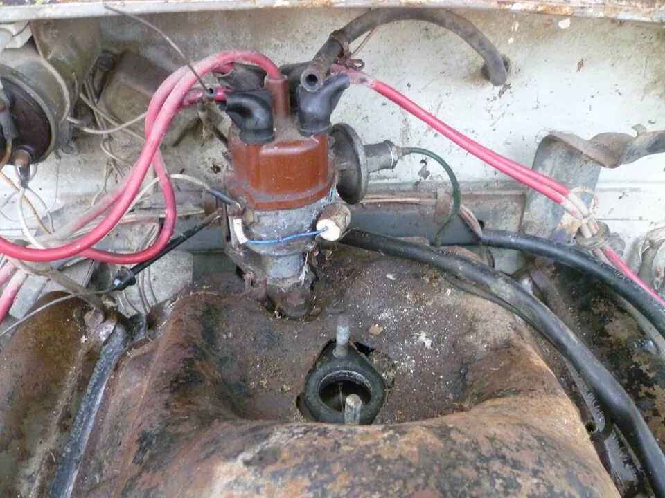 Зажигание запорожца. Катушка зажигания заз 968. Бсз на заз 968м. Бсз на заз 968м. Зажигание запорожца.