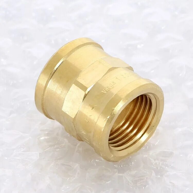 Муфта 1 1 2 внутр. Муфта бронза 1 1/2&quot; viega. муфта бронза viega 1/2&quot; 266585. viega муфта 1/2&quot; бронза viega. муфта 1/2*1/2 вн (10/200).