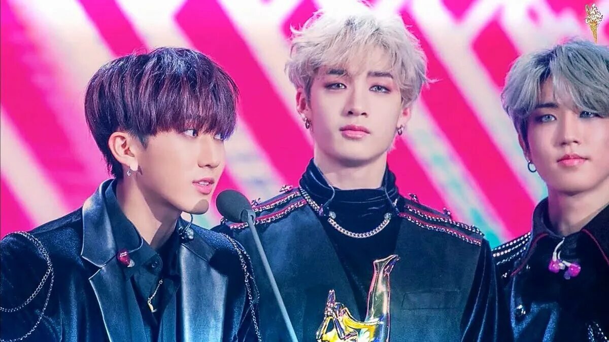 3racha stray kids песни. 3рача Stray Kids. Хан Джисон 3racha. 3 Рача Stray Kids. Cb97 3racha.